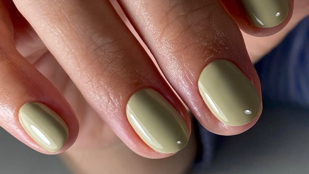 9 Summer Nail Colors For Every Occasion
