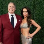 Bill Belichick says girlfriend wasn't trying to control TV interview