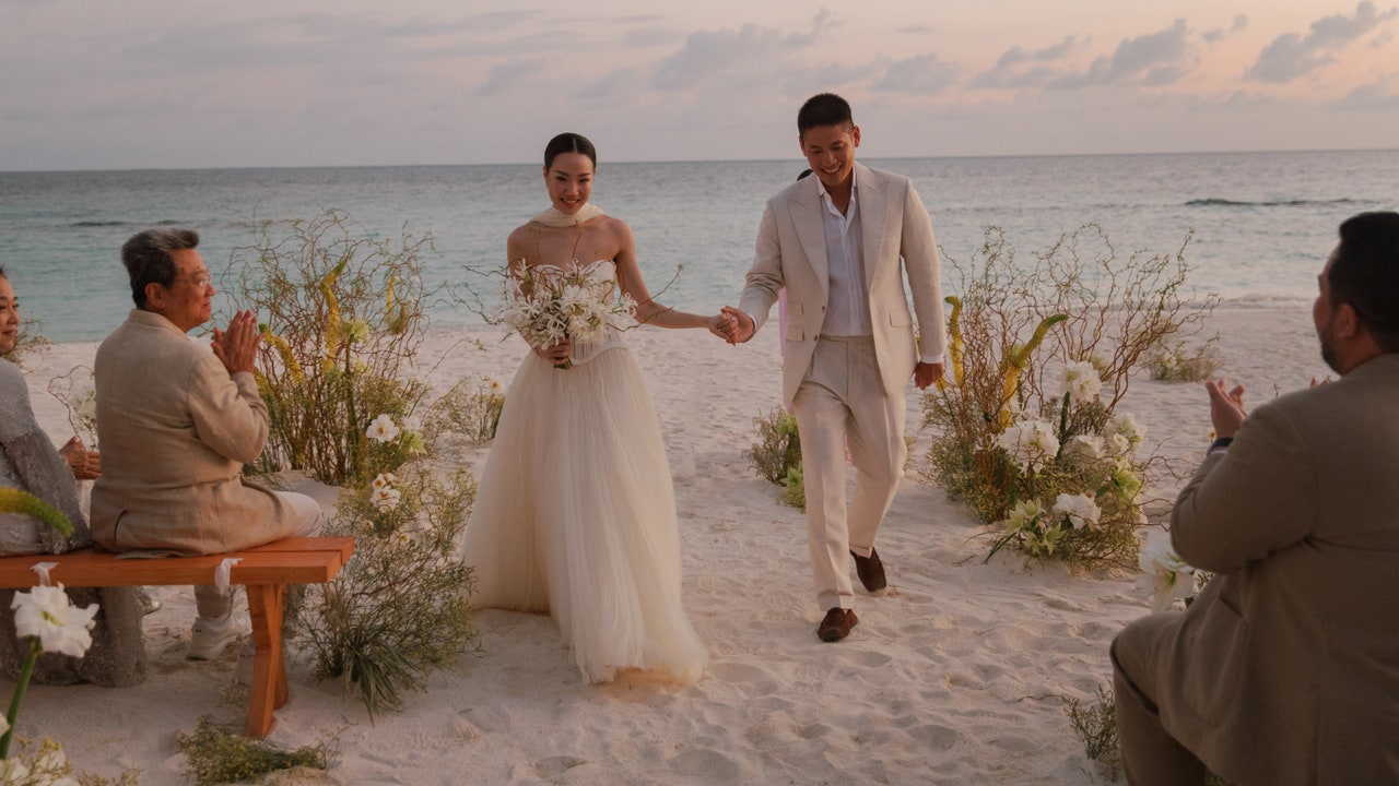 Vogue’s Guide to Beach Wedding Attire For Men