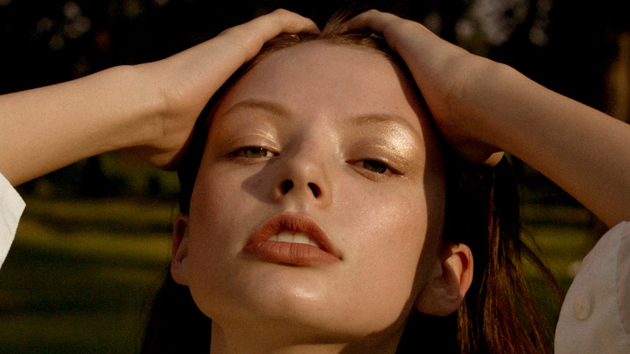 7 Best Scalp Sunscreens, According to Dermatologists
