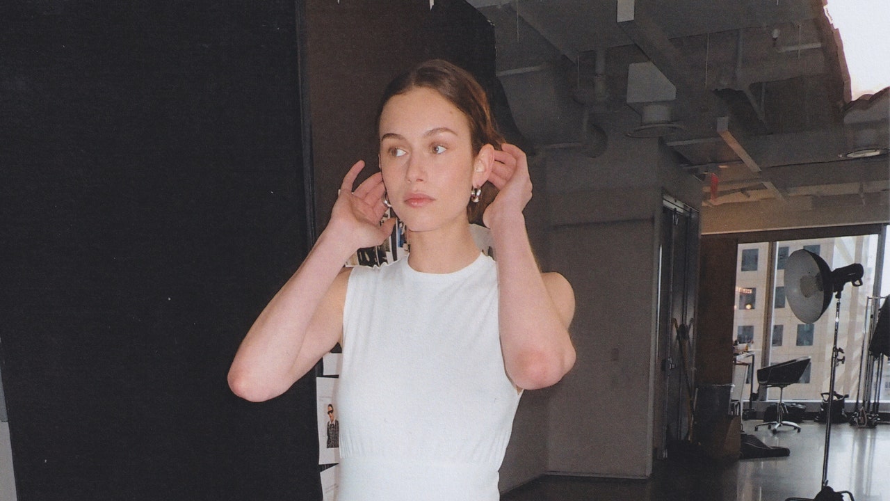 9 Must-Have Affordable Minimalist Outfits to Try This Summer