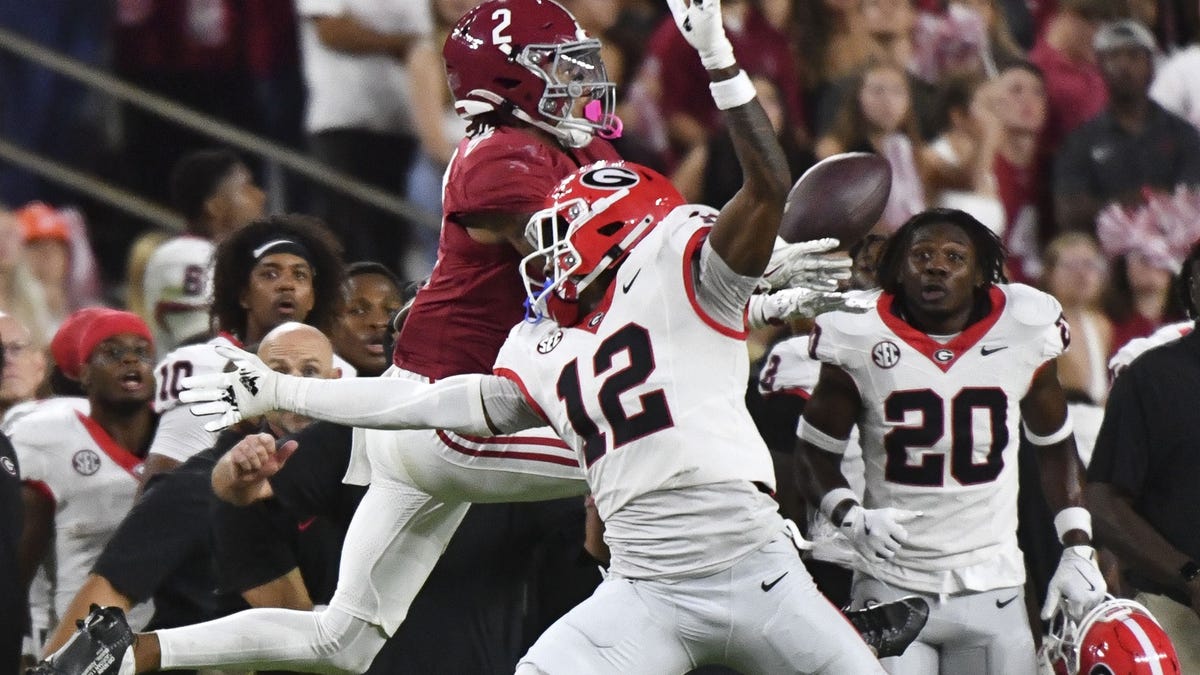 Alabama Heisman Trophy candidate works out with Eagles’ DeVonta Smith