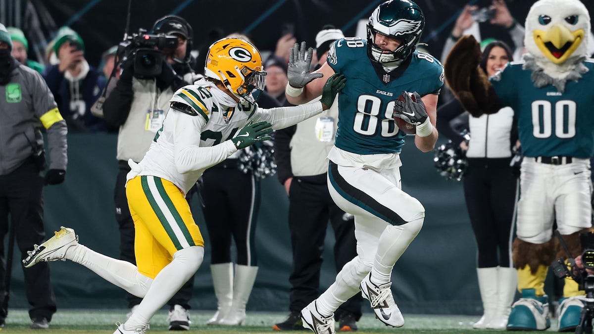Analysis of Dallas Goedert staying with Eagles on a reworked contract