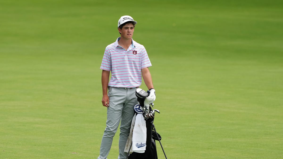 Auburn golf dominates field in Regional Round