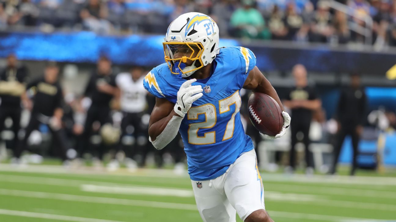 Best NFL team fits for remaining free agents, trade candidates