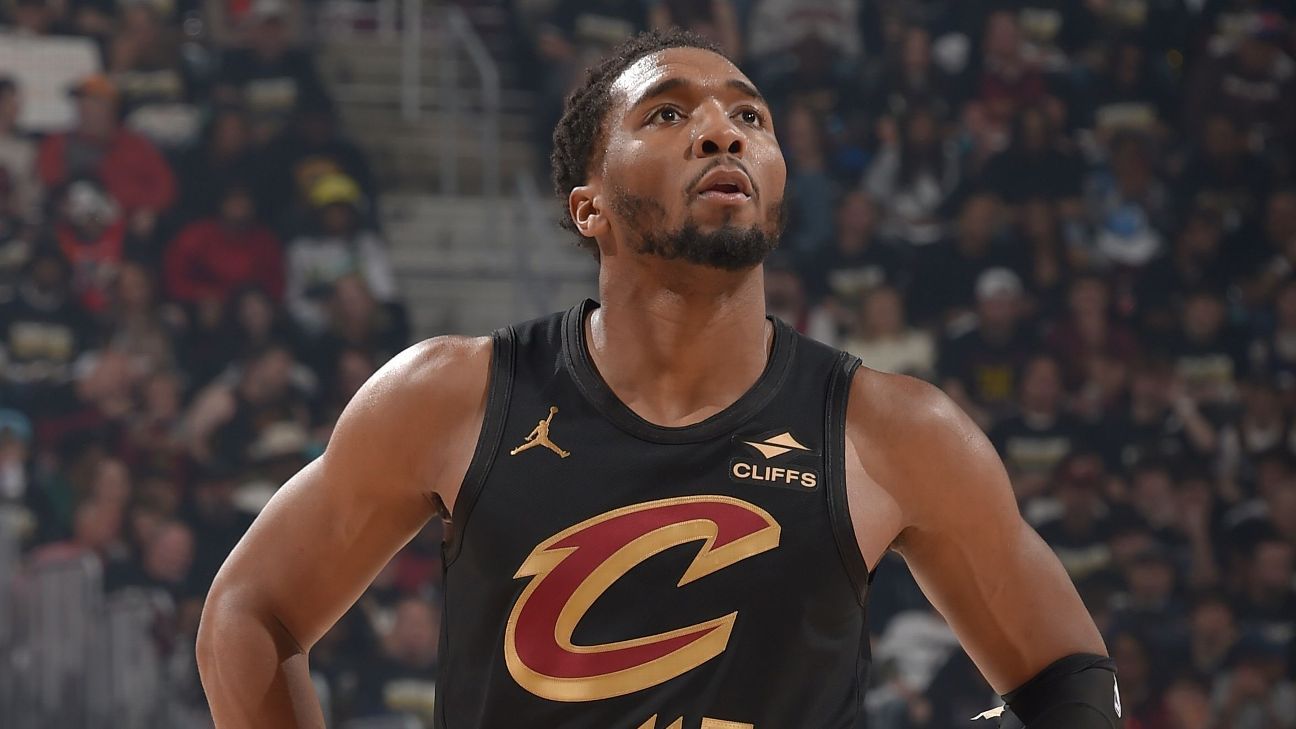 Cavaliers must get over hump as expectations rise, GM says