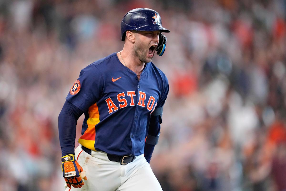 Christian Walker’s walkoff 2-run homer lifts Astros over Mariners 5-3