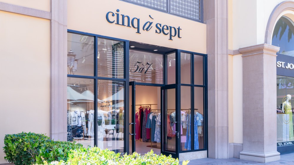 Cinq à Sept Opens First West Coast Store in Fashion Island, Newport Beach, Calif.