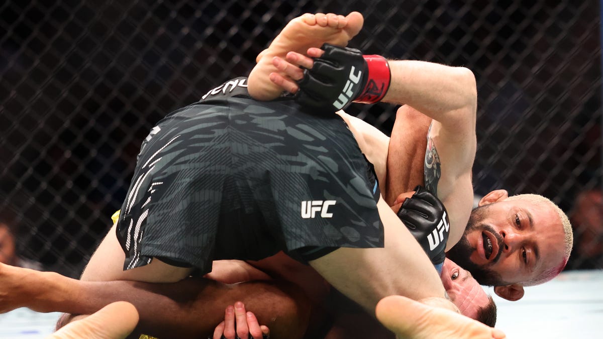 Deiveson Figueiredo reveals health issues before UFC Des Moines