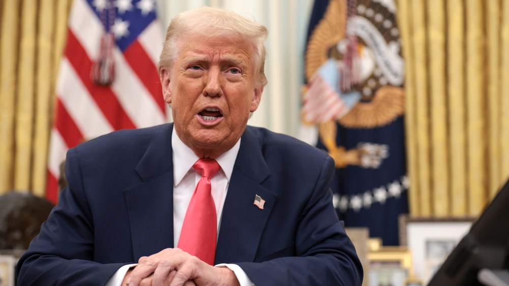 Fashion Faces Trump’s Trade Wars: Tariffs & Industry Impact