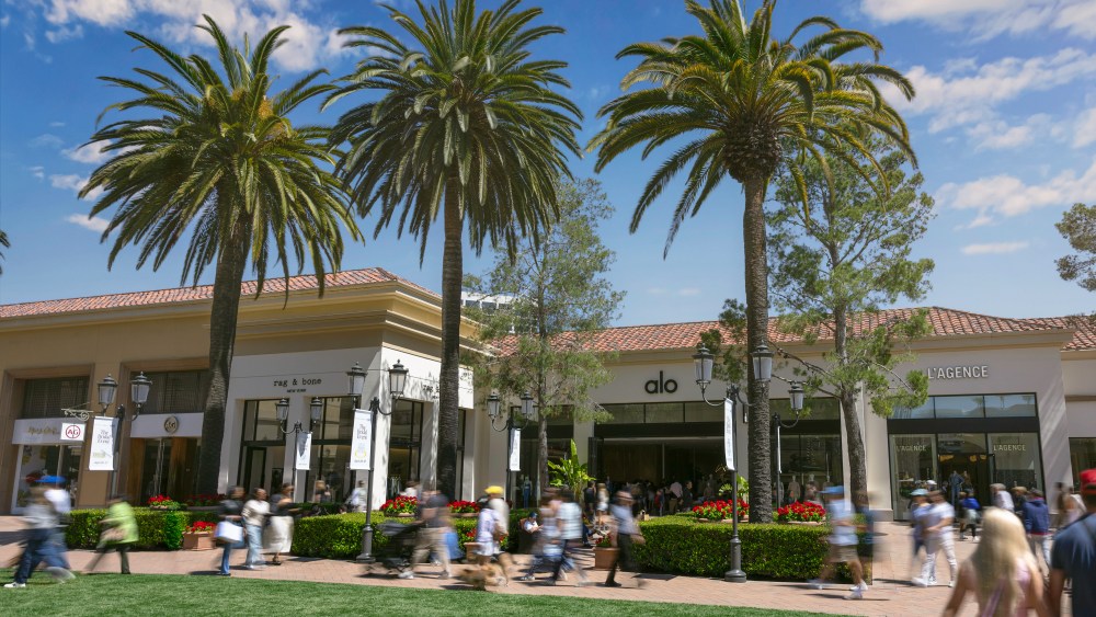 Fashion Island to Welcome Todd Snyder to Newport Beach, and More