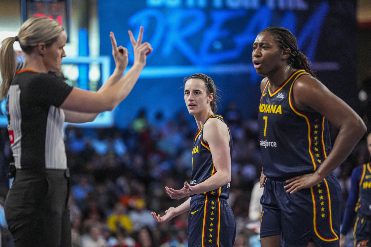 Fever Coach Stephanie White's Behavior Toward WNBA Referee is Turning Heads