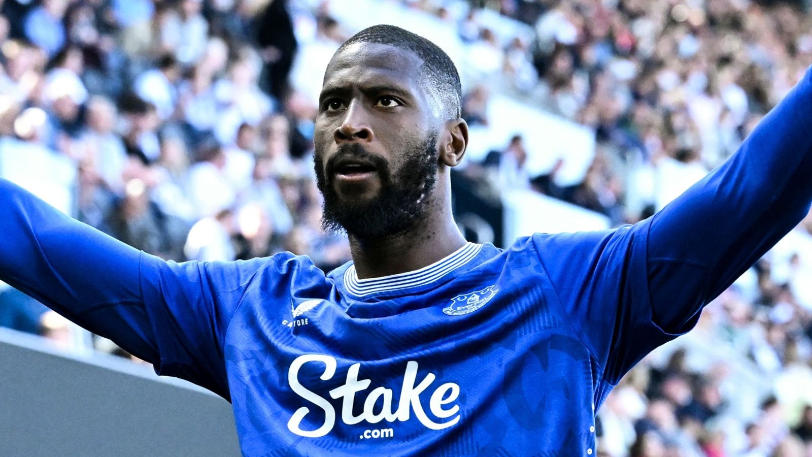 Fulham 1-3 Everton: Marco Silva’s side blow another lead in major dent to European qualification hopes | Football News
