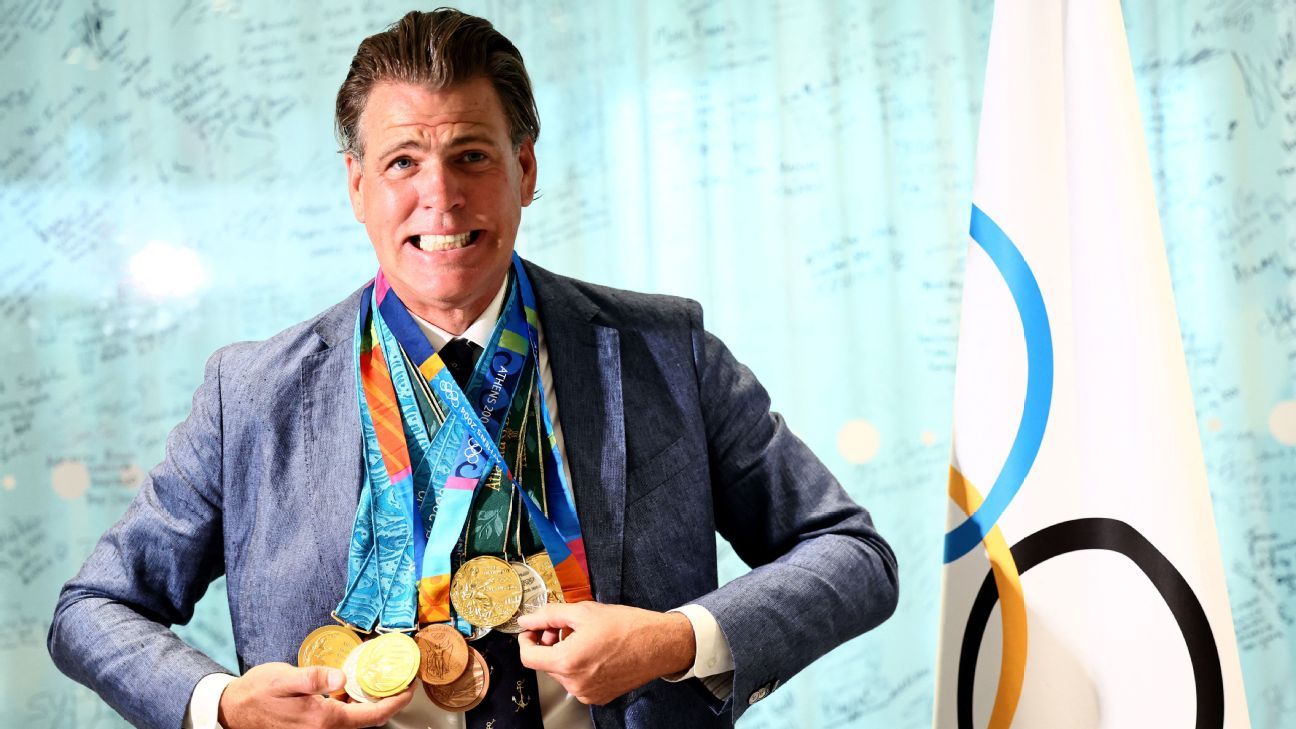 Gary Hall Jr. gets replicas after medals lost in L.A. fires