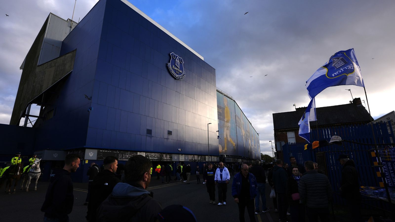 Goodison Park: Everton Women to make stadium their permanent home from the 2025/26 season | Football News