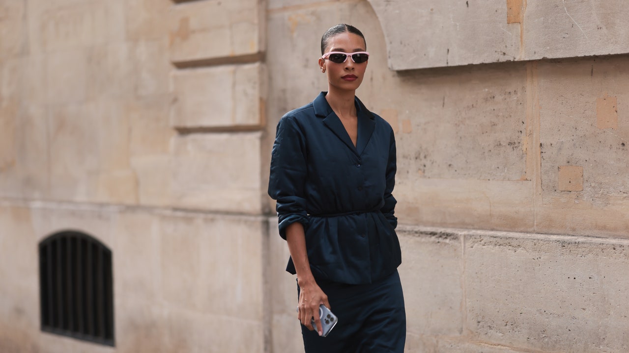 How To Master the Art of Minimalist Fashion