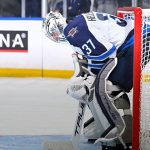 Jets' Connor Hellebuyck pulled again as playoff woes continue