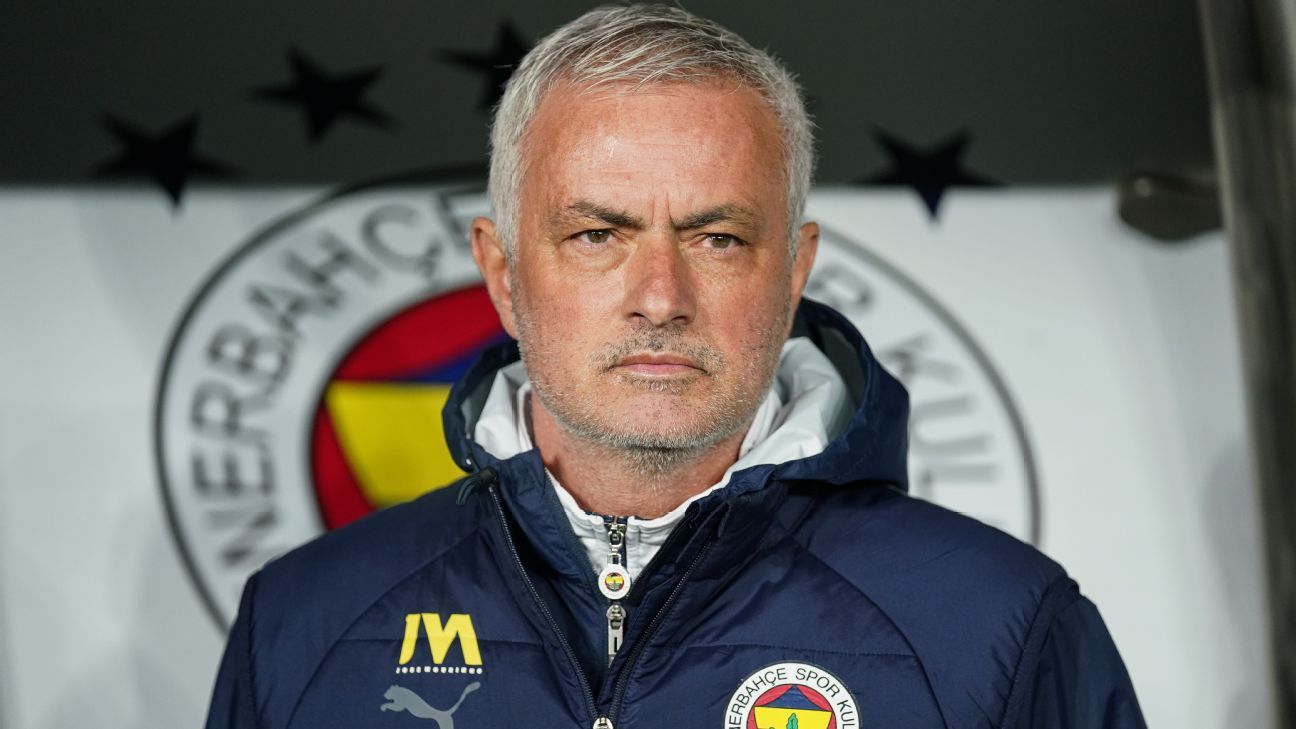Jose Mourinho sarcastically explains Fenerbahce team selection