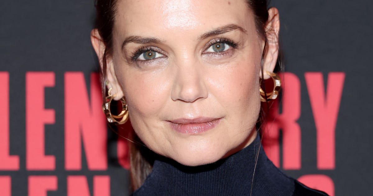 Katie Holmes’ Curly Bob Is Her Biggest Hair Transformation In Years