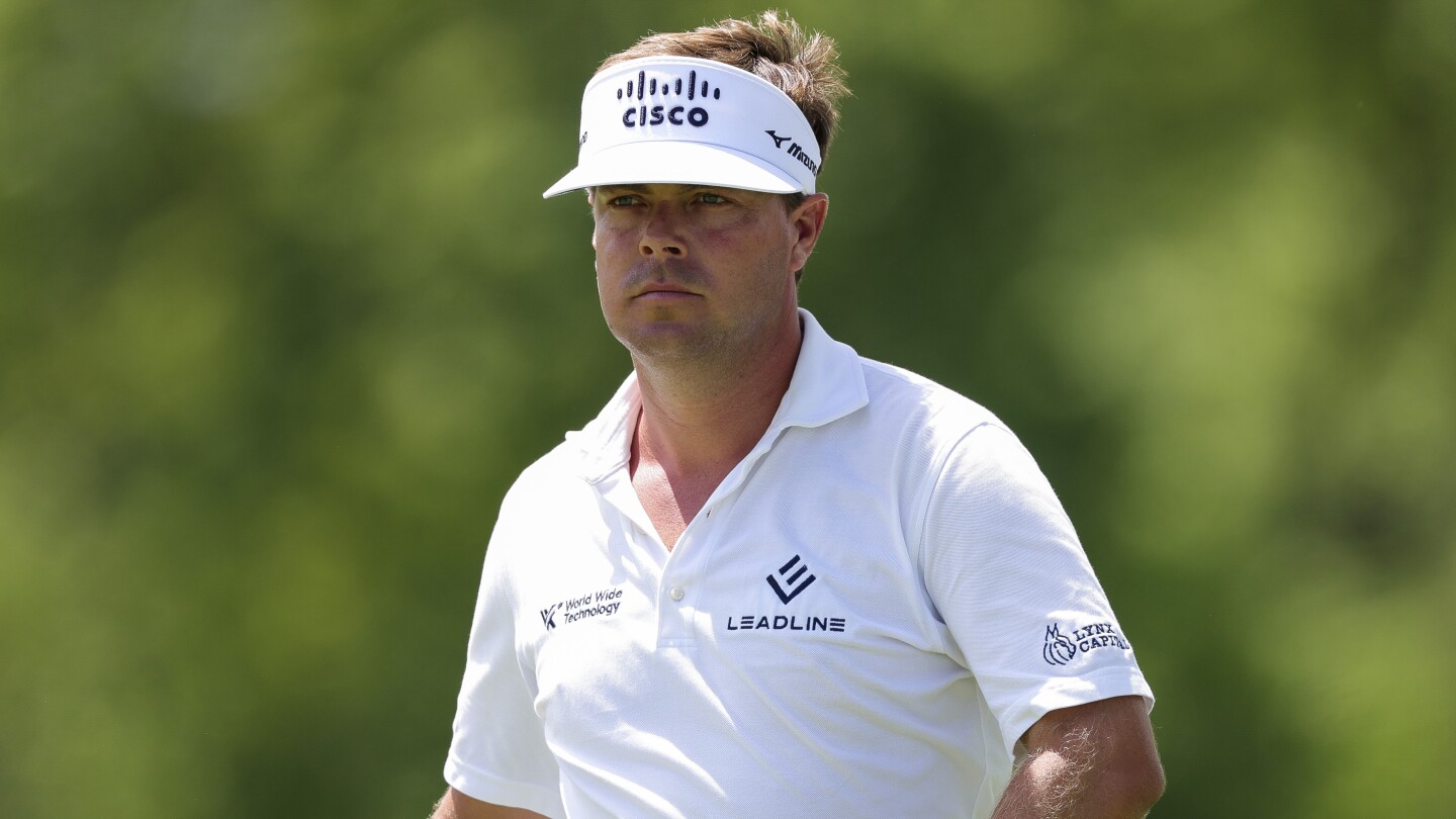 Keith Mitchell shatters Philadelphia Cricket Club course record, leads Truist Championship