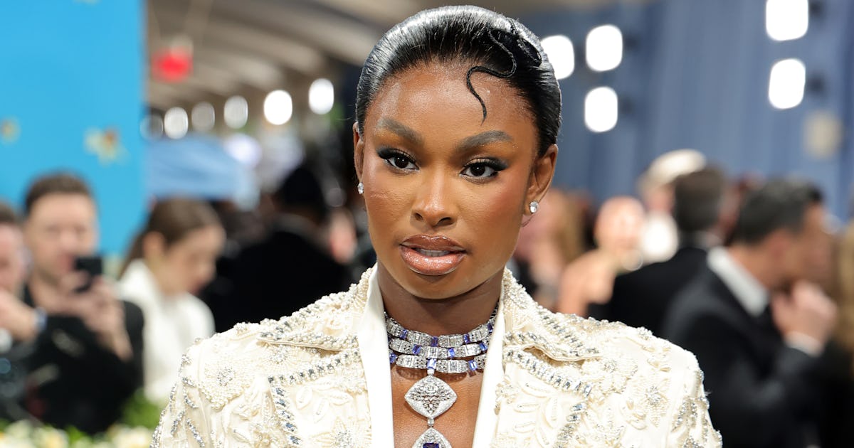Kiss Curls Dominated The 2025 Met Gala’s Blue Carpet