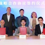 L’Oréal executives and Veminsyn CEO and co-founder Zhao Yaran at the official signing ceremony.