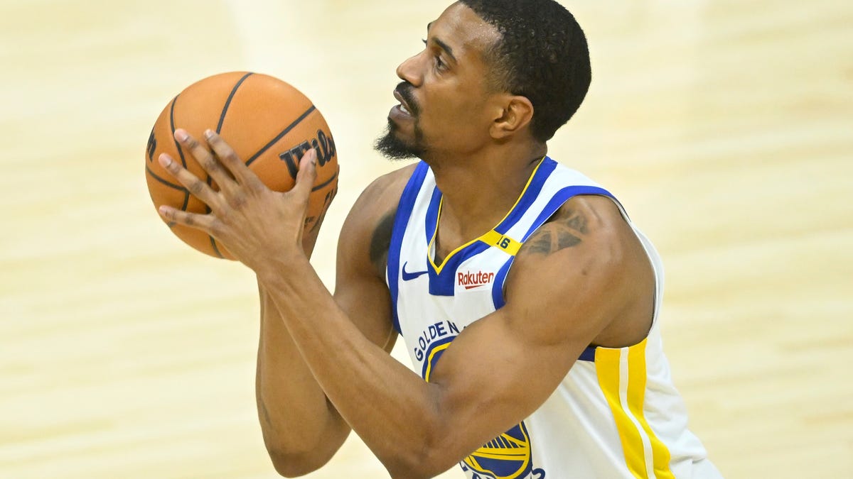 Lakers reporter suggests former Warriors guard as free agent target