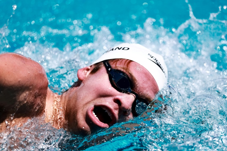 Ledecky out-duels McIntosh in sizzing 400m free