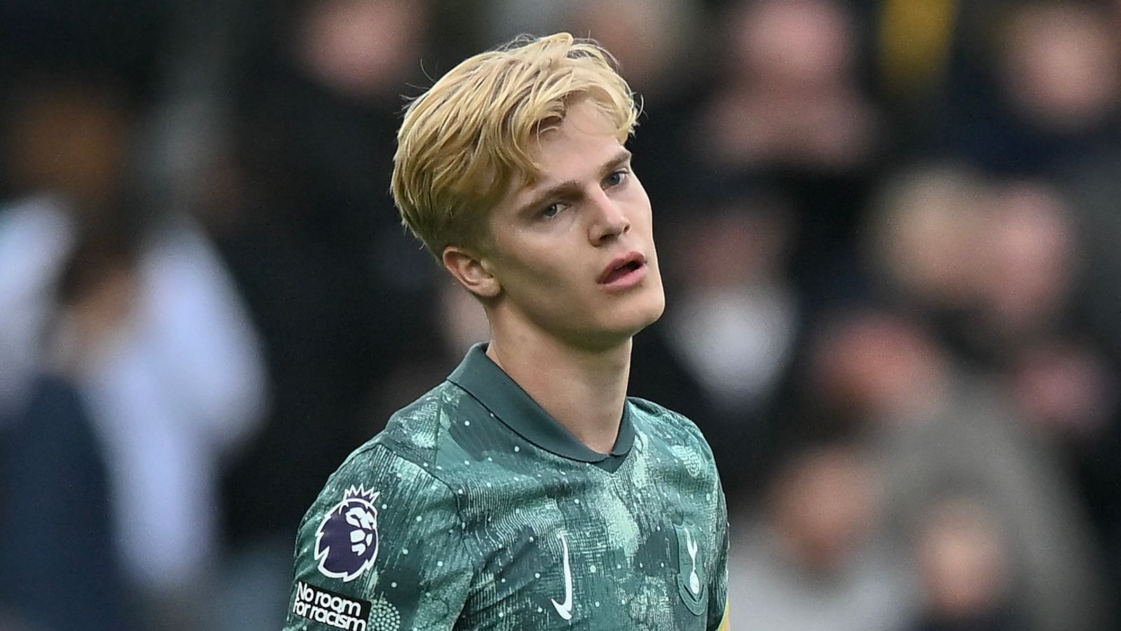 Lucas Bergvall injury: Spurs midfielder to miss rest of season, confirms Tottenham boss Ange Postecoglou | Football News