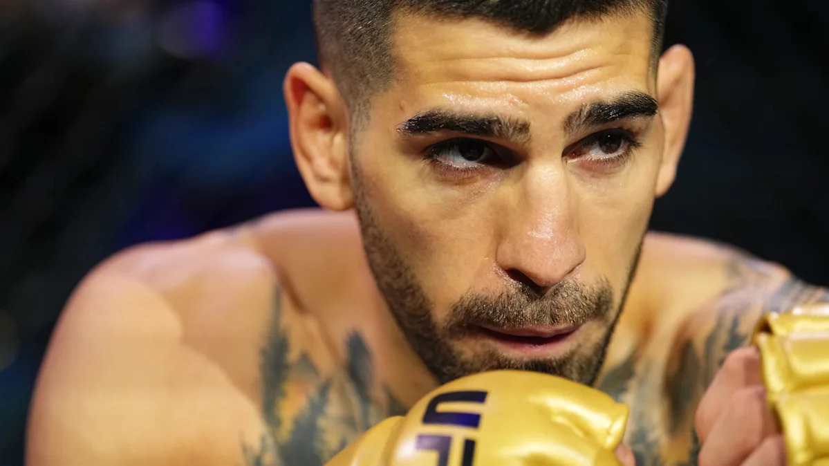 Mailbag: Ilia Topuria vs. Charles Oliveira is nice, but did UFC miss its chance for an all-time great fight?