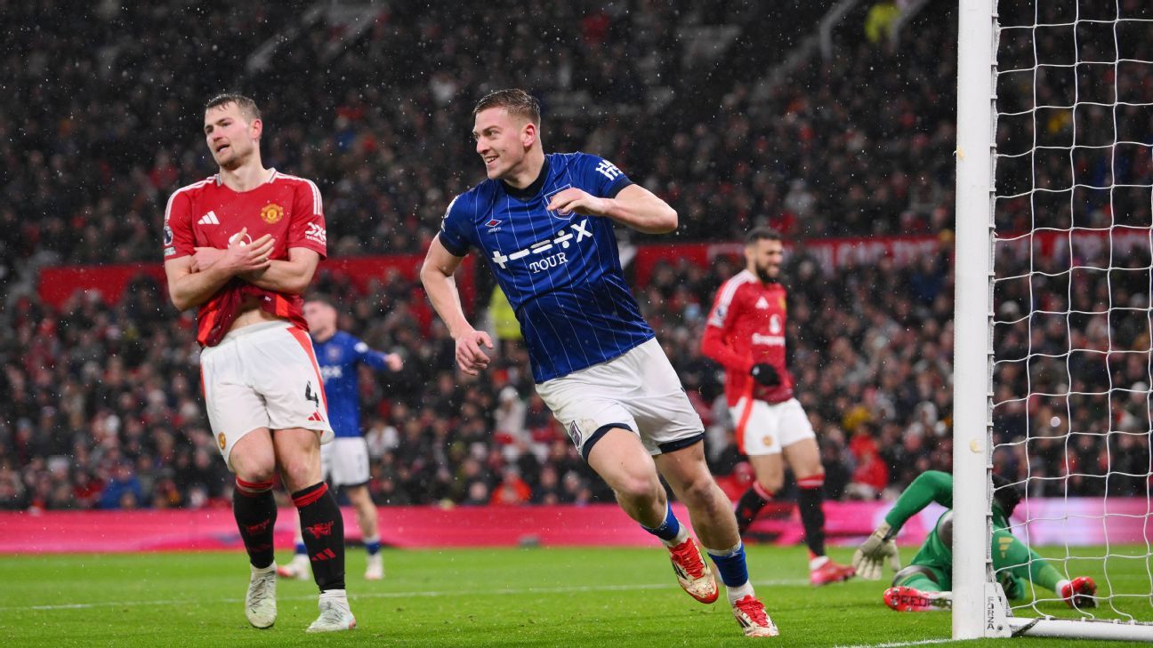 Man United wait on Liam Delap decision after deal agreed - sources