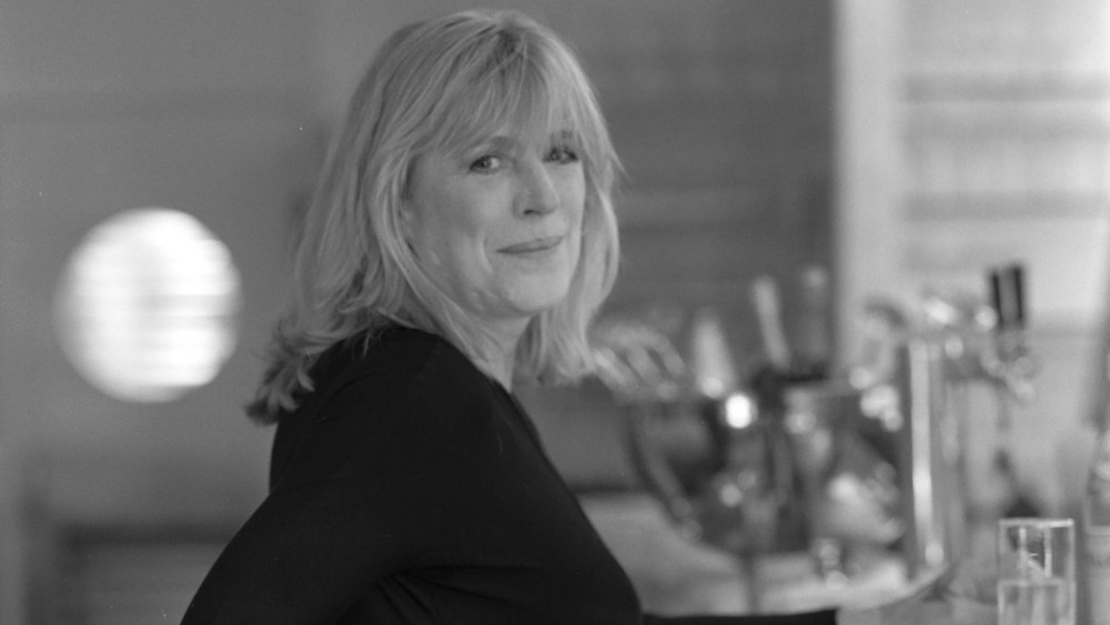 Marianne Faithfull poses for photographs during an interview in New York City on January 22, 1997.