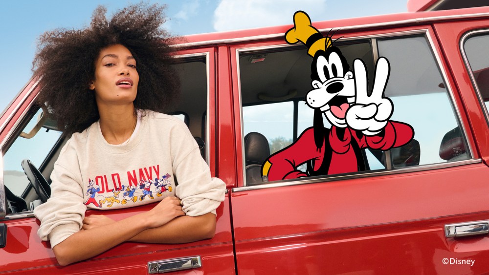 Mickey and Minnie Mouse, Goofy, Pluto and Donald Duck Head to Old Navy
