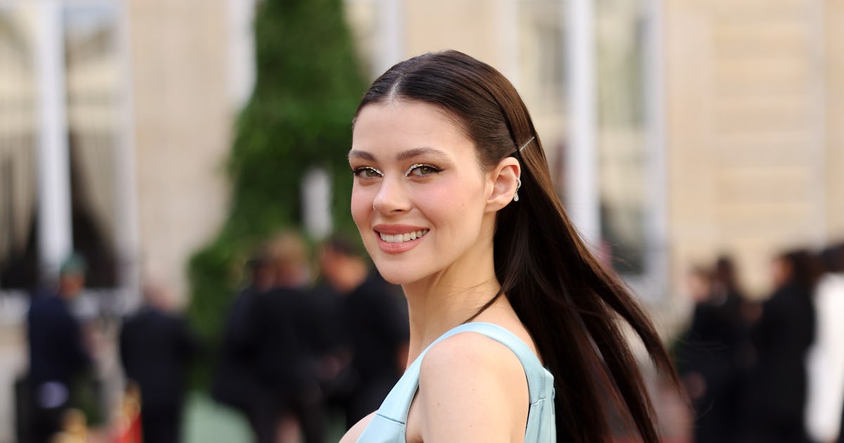 Nicola Peltz Beckham’s Go-To Sunscreen Is The ISDIN Fusion Water Magic