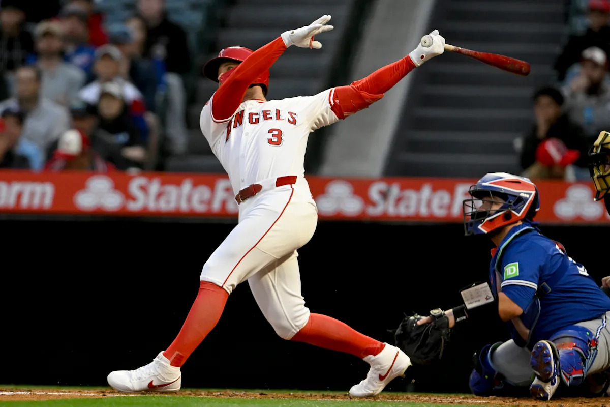 O’Hoppe and Moncada deliver in Angels’ big 8th-inning rally for 8-3 victory over Blue Jays