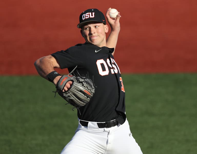 Oregon State Baseball: Beavers Clinch Series vs Iowa