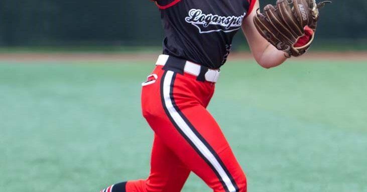 PREP ROUNDUP: Berries blast Bison for DH sweep