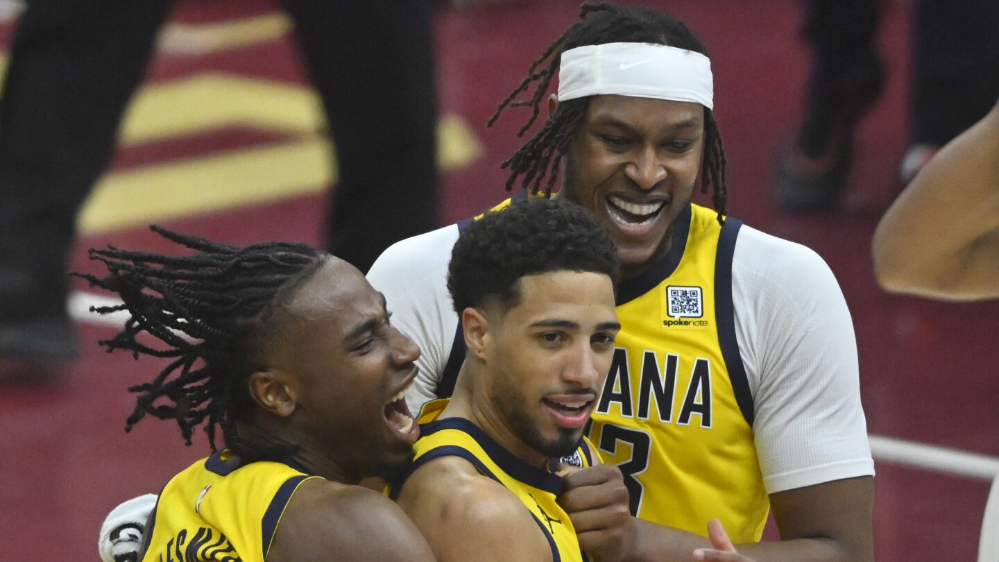 Pacers vs. Cavaliers Game 2: Haliburton step-back game winner completes comeback, Indiana up 2-0