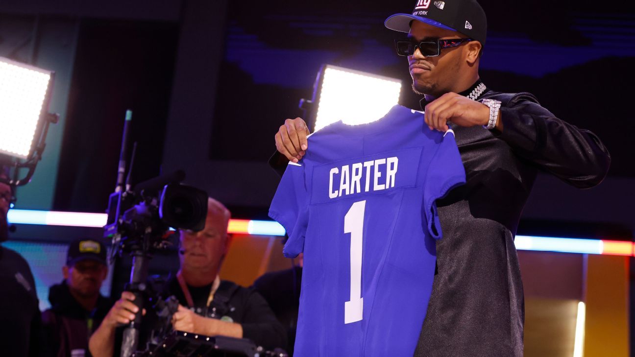 Phil Simms’ No. 11 to stay retired with Giants amid Abdul Carter search