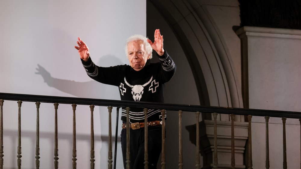 Ralph Lauren Beats Q4 Estimates, But Projects Slowing Sales Growth