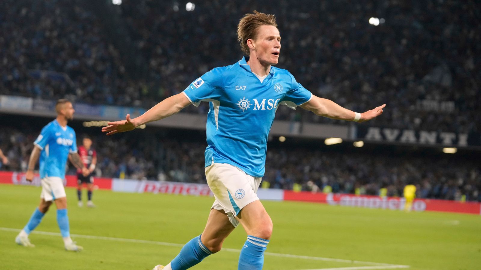 Scott McTominay: How Scottish midfielder became Napoli’s title hero and another frustrating departure for Manchester United | Football News