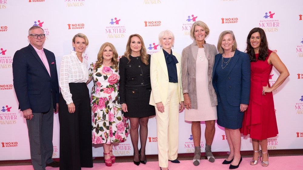 Several Industry Leaders Across Beauty and Fashion Honored at 47th Annual Outstanding Mother Awards
