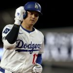 Shohei Ohtani hits 2 HRs as Dodgers top Aaron Judge, Yankees