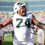 Sources - Elgton Jenkins skipping Packers workouts over contract