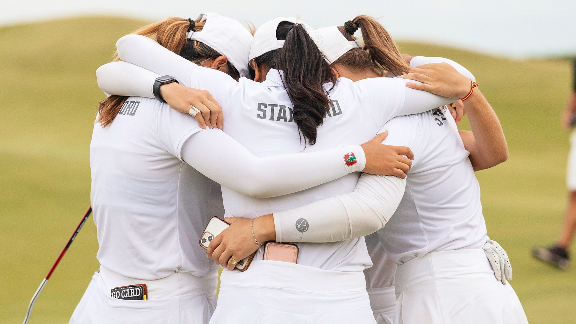 Stanford is uanimous No. 1 in the final regular-season Mizuno WGCA Div. I coaches poll