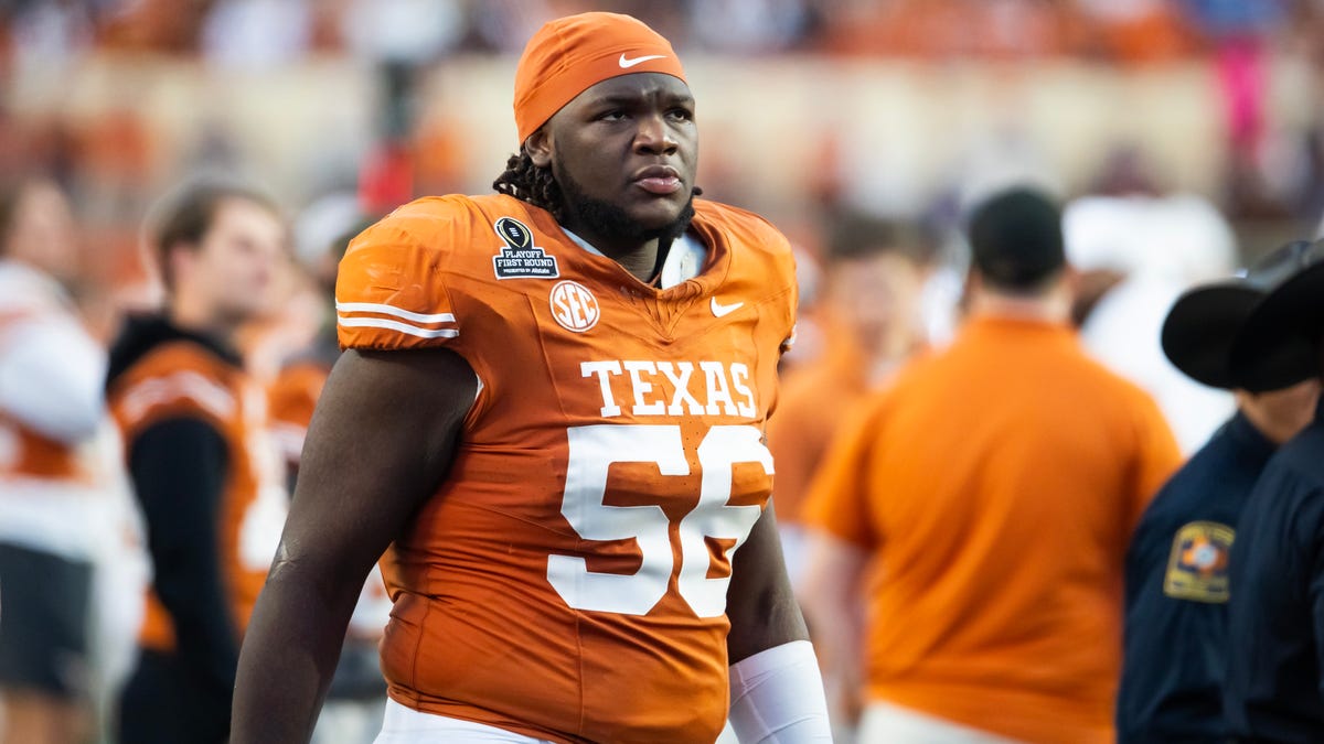 Texas ex Cameron Williams signs rookie contract with Eagles