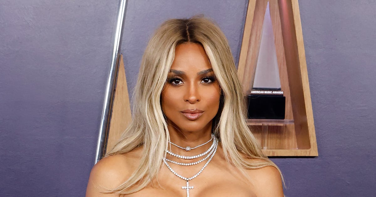 The Best Fashion Moments From The 2025 American Music Awards Were Oh-So Bold
