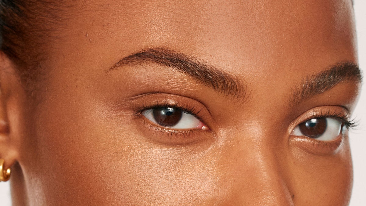 The Best Lightweight Foundation for Breathable Coverage and a Natural Glow