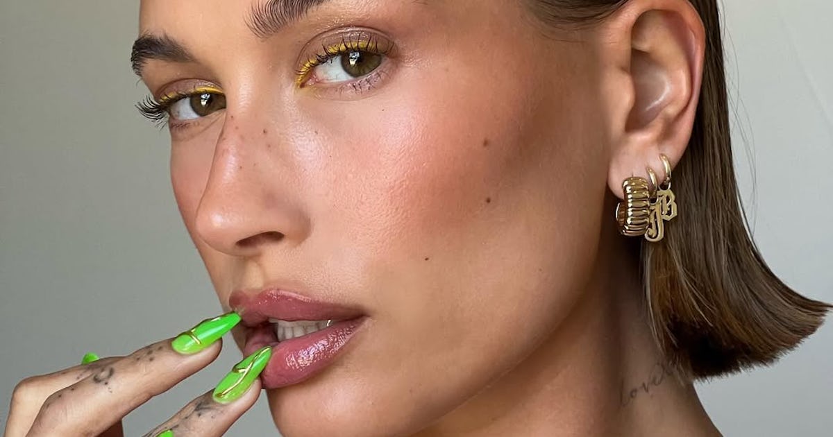 These Celebrity Summer Nail Ideas Are Bold, Bright, & Buzzworthy