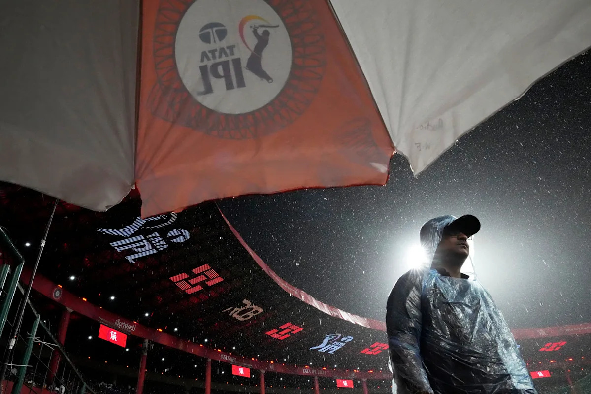 Titleholder Kolkata eliminated as IPL returns with a damp squib